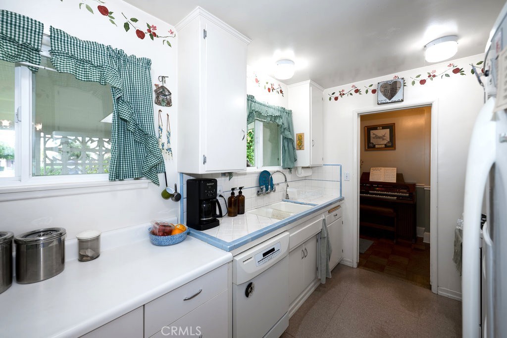 MLS #SR25264180 image #12