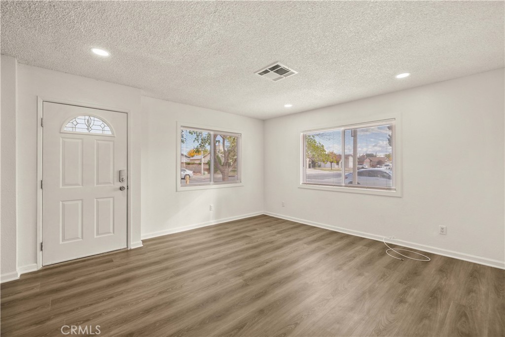 MLS #SR25264184 image #3