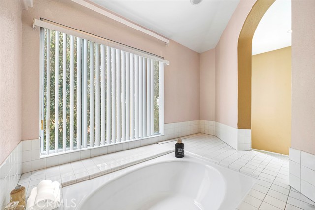 MLS #SR25264298 image #12