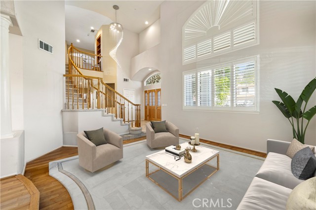 MLS #SR25264298 image #2