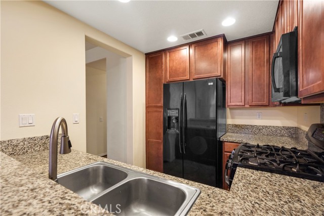 MLS #SR25264347 image #4