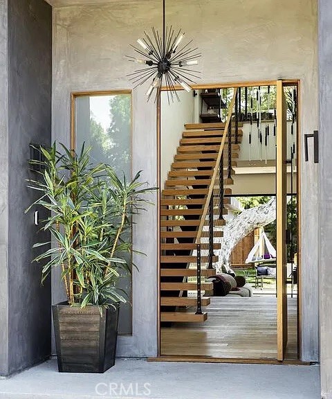 MLS #SR25264428 image #3