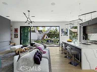 MLS #SR25264428 image #8