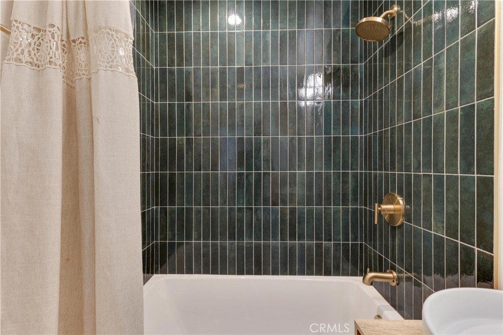 MLS #SR25264435 image #16