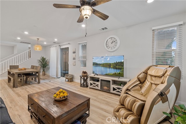 MLS #SR25264778 image #12