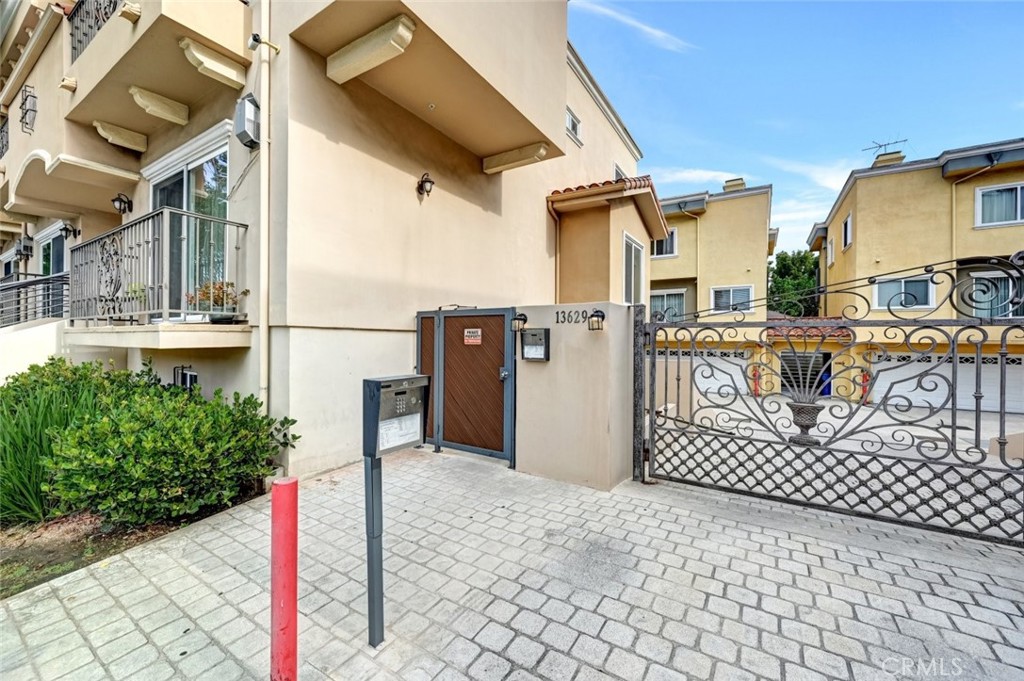 MLS #SR25264790 image #32