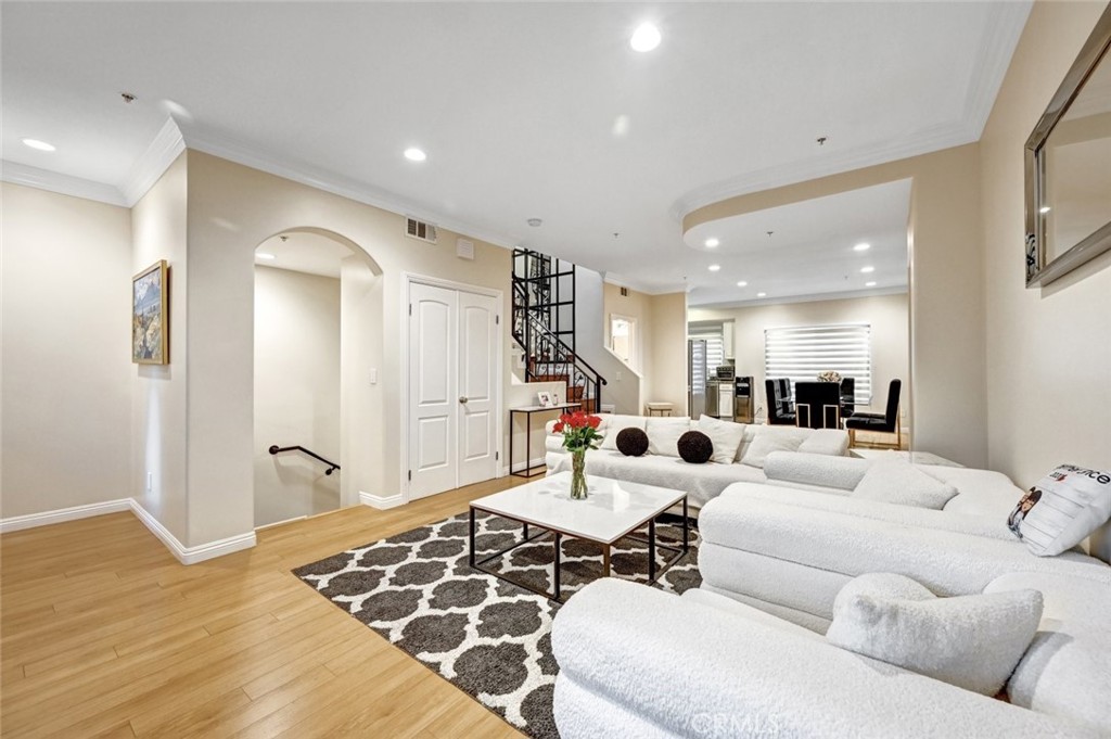 MLS #SR25264790 image #7