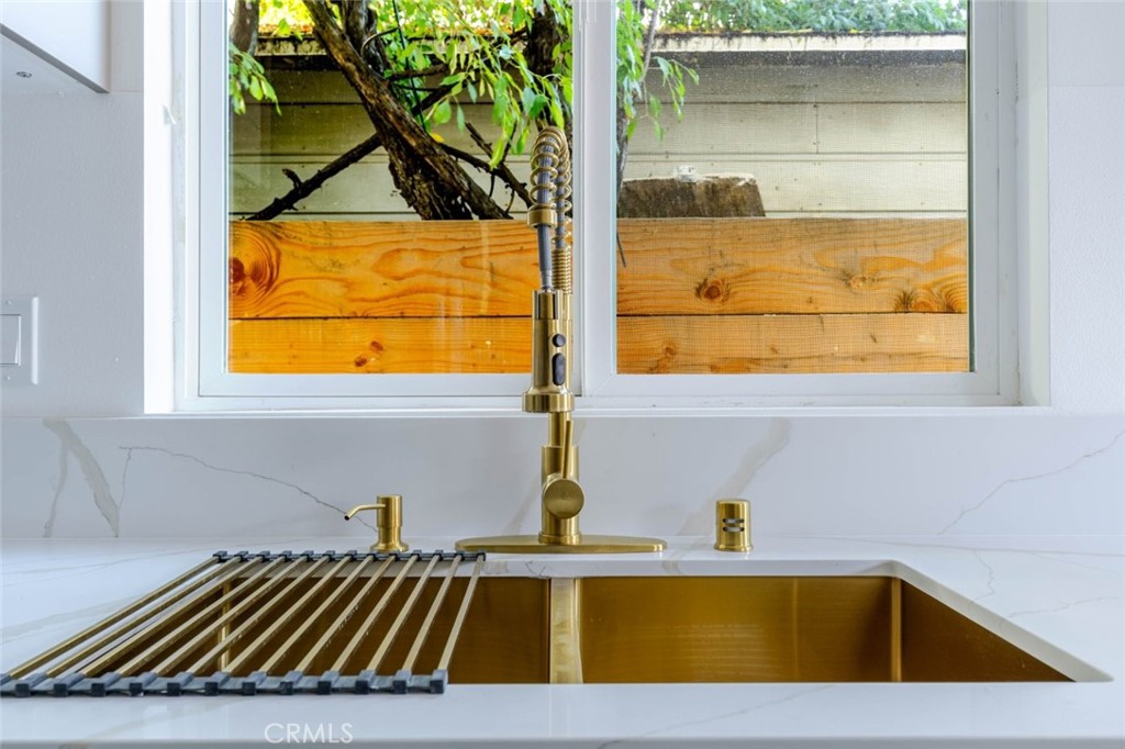 MLS #SR25264829 image #11