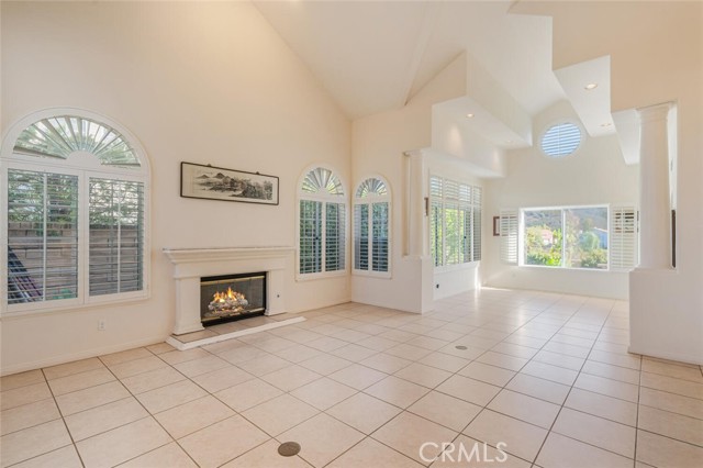 MLS #SR25235267 image #1