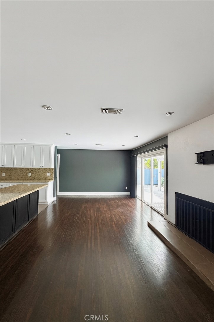 MLS #SR25265052 image #5