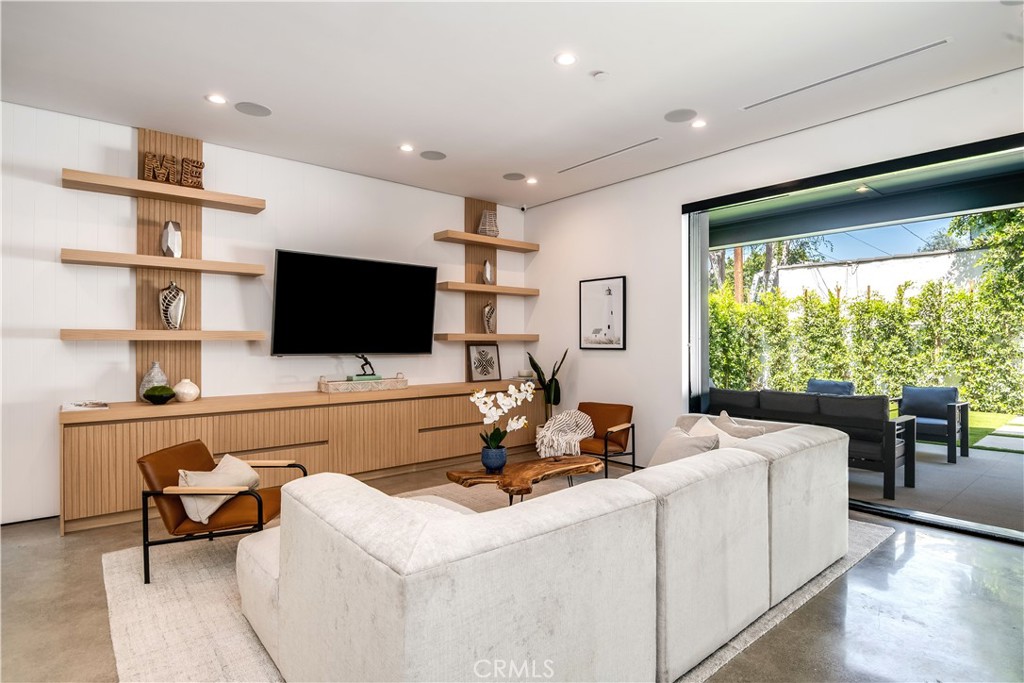 MLS #SR25265131 image #16