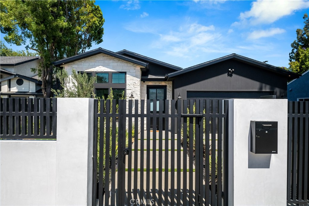 MLS #SR25265131 image #2