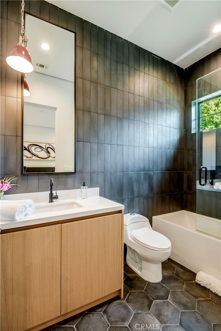 MLS #SR25265131 image #37