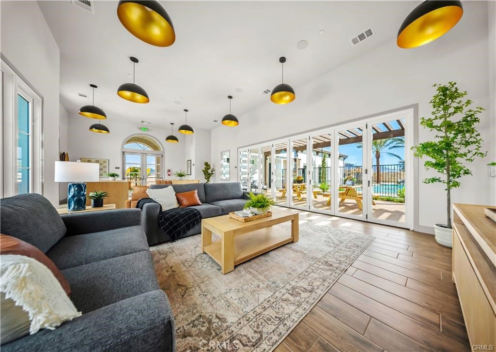 MLS #SR25265153 image #12