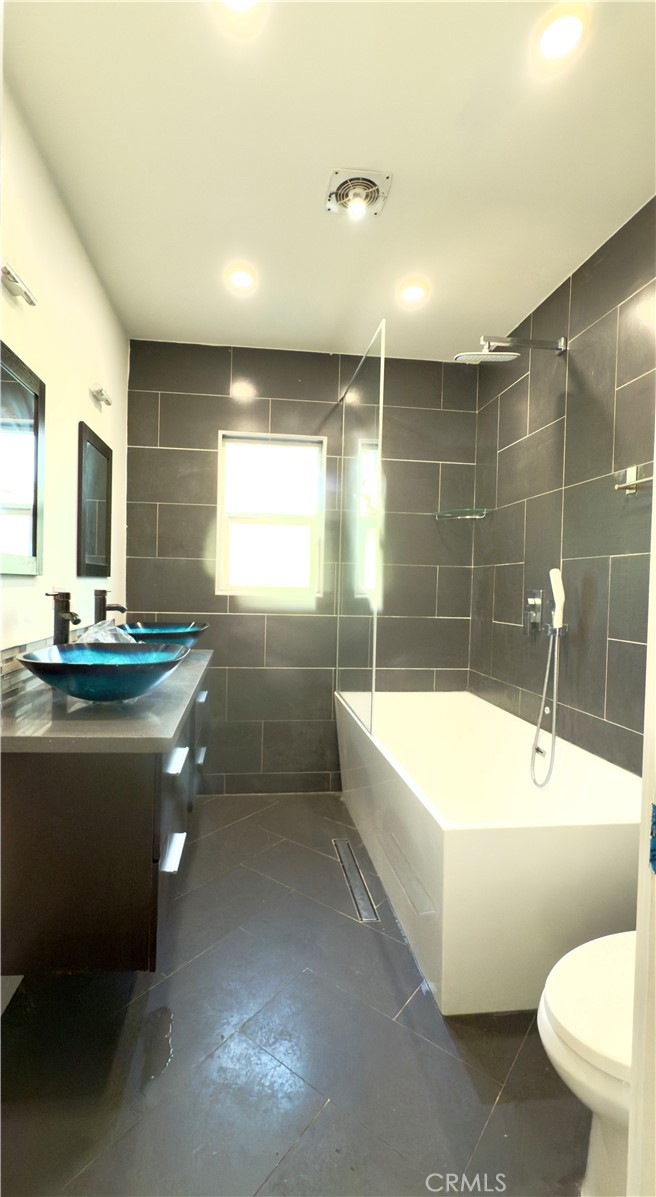 MLS #SR25265204 image #6