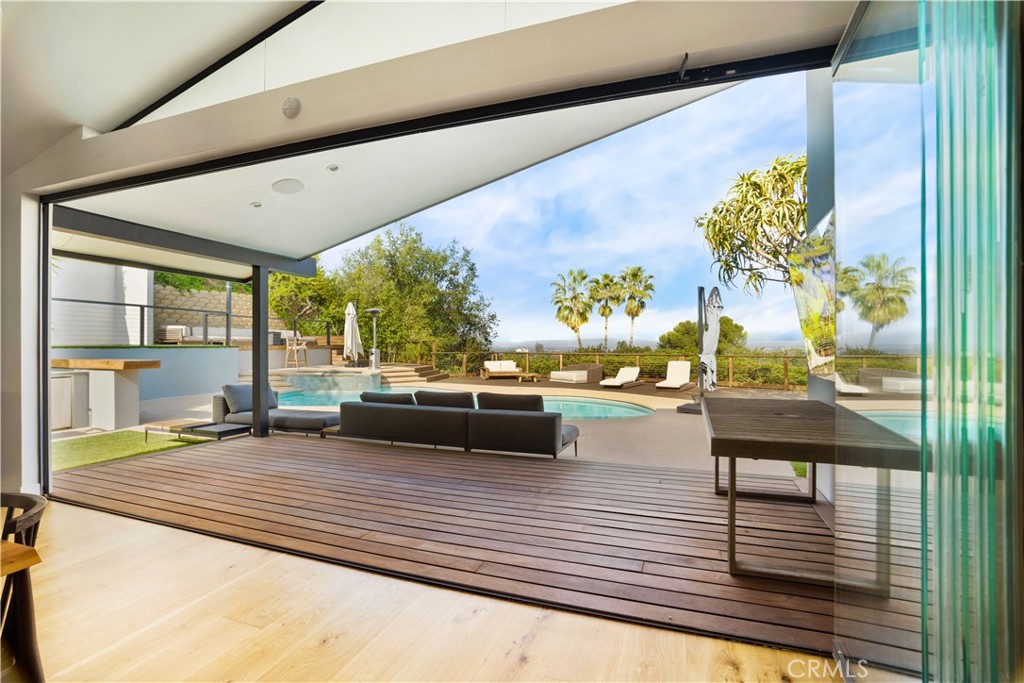 MLS #SR25265231 image #12