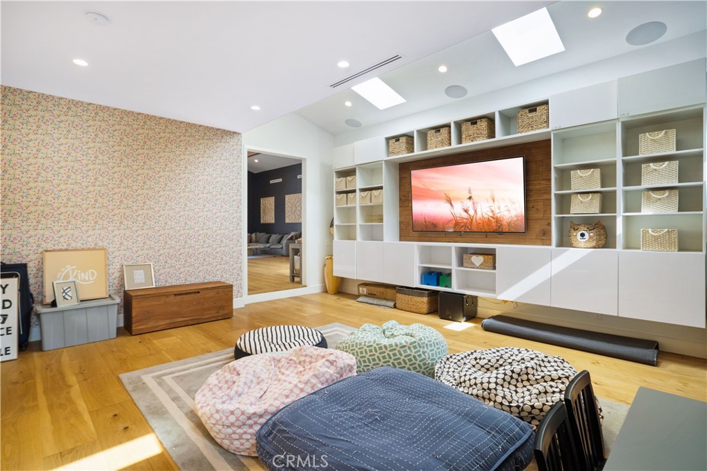 MLS #SR25265231 image #17