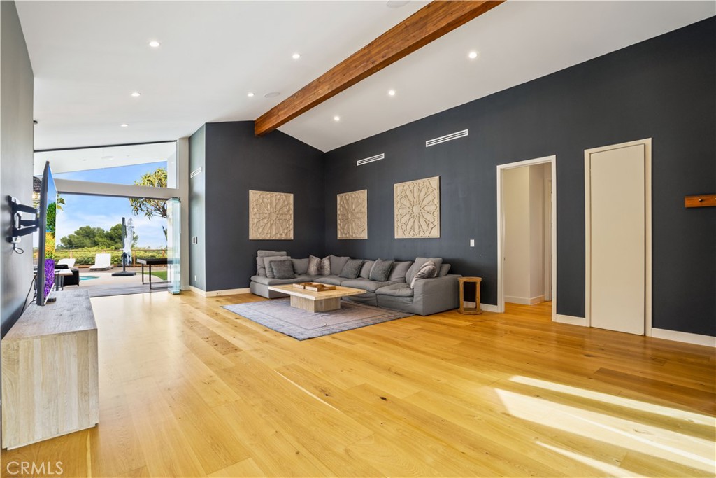 MLS #SR25265231 image #4