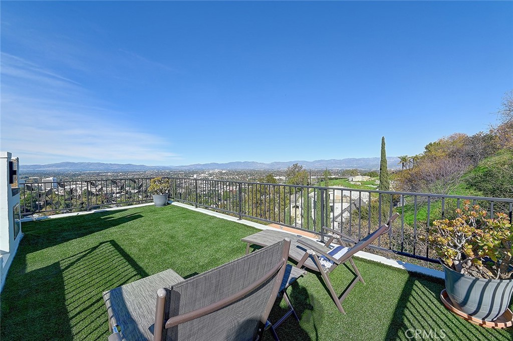 MLS #SR25265269 image #2