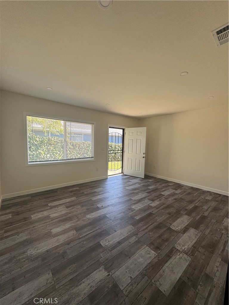 MLS #SR25265293 image #2