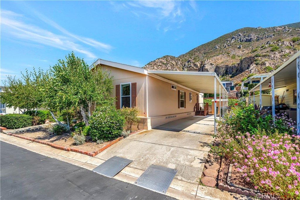 MLS #SR25265311 image #0