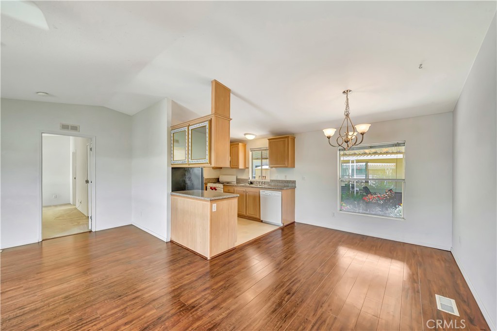 MLS #SR25265311 image #7