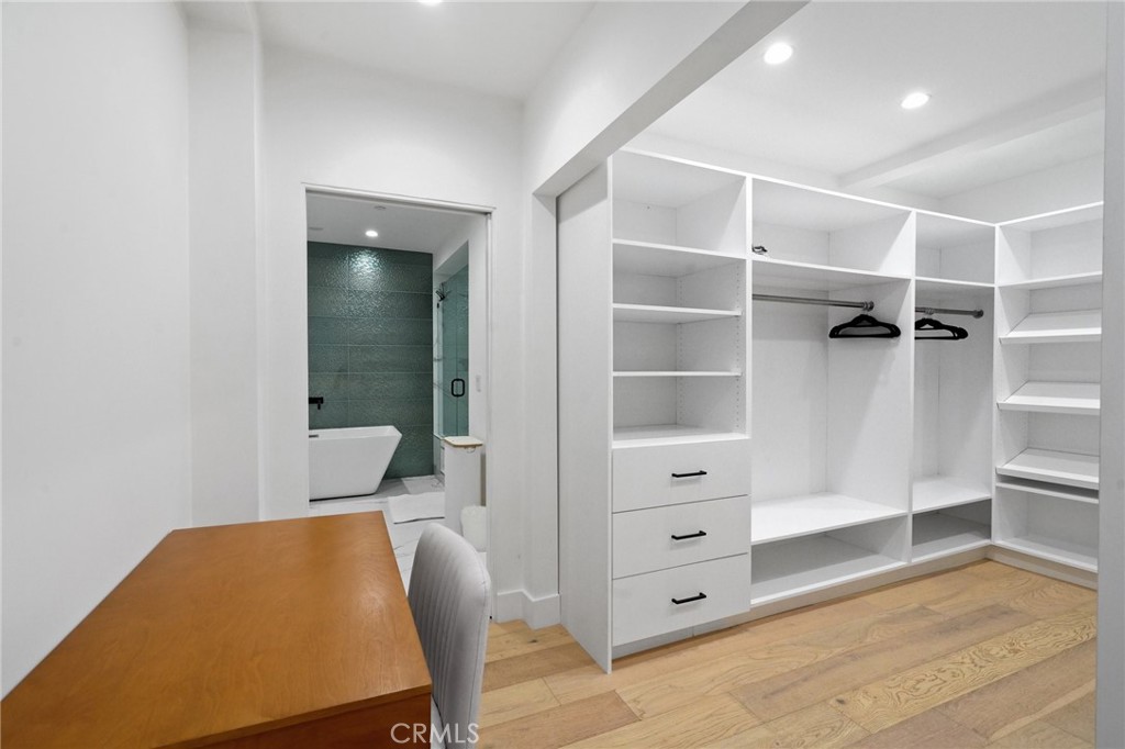 MLS #SR25265424 image #16