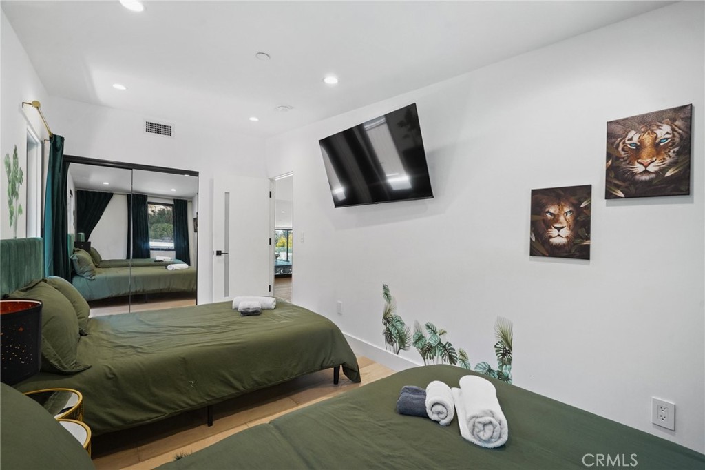 MLS #SR25265424 image #22