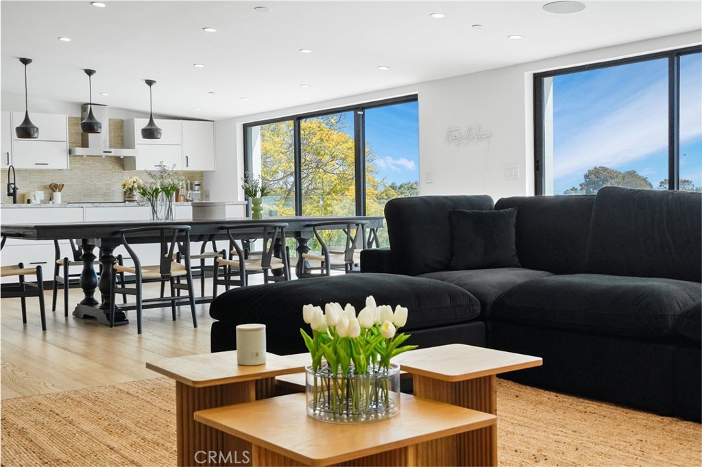 MLS #SR25265424 image #9