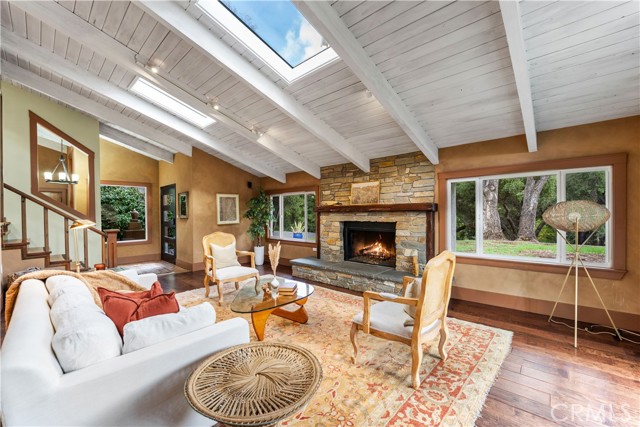 MLS #SR25265481 image #2