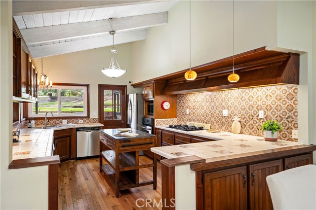 MLS #SR25265481 image #4