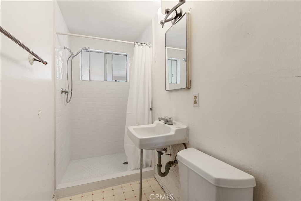 MLS #SR25265572 image #16