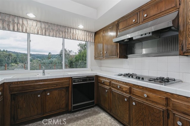 MLS #SR25265584 image #16