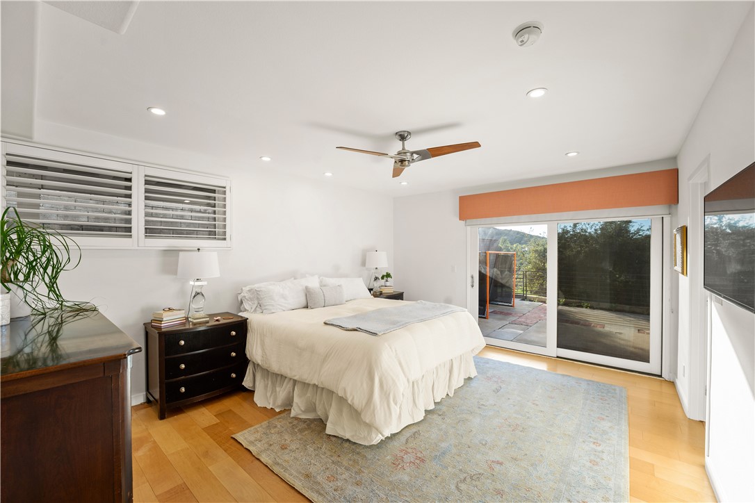 MLS #SR25265596 image #15