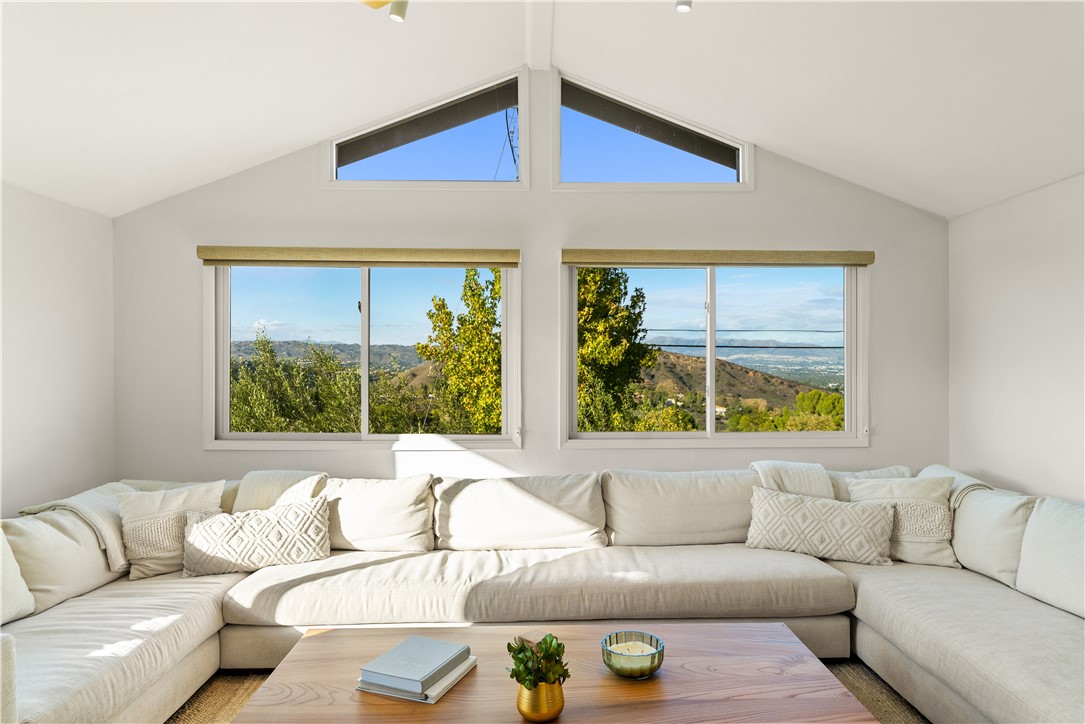 MLS #SR25265596 image #7