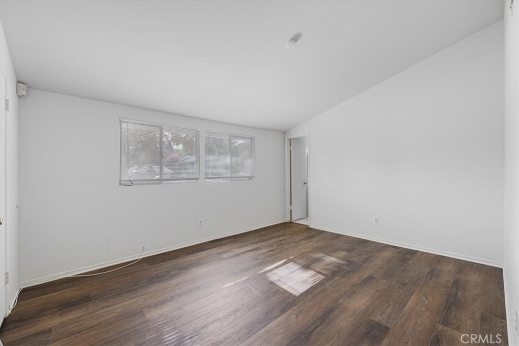 MLS #SR25265604 image #8