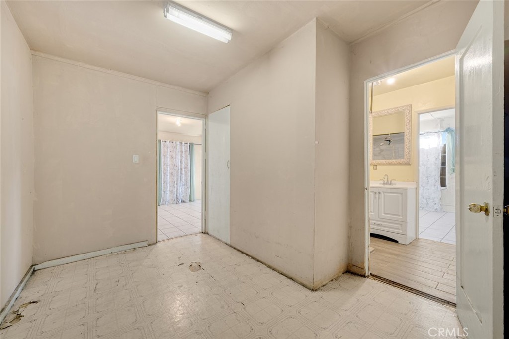 MLS #SR25265659 image #4