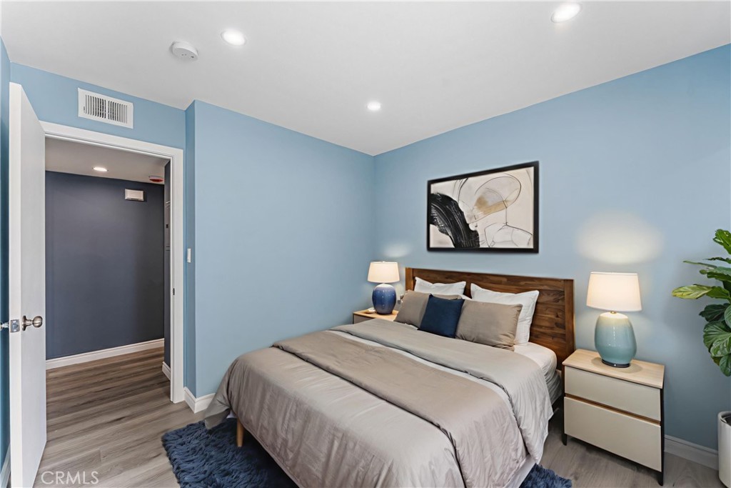 MLS #SR25265704 image #4