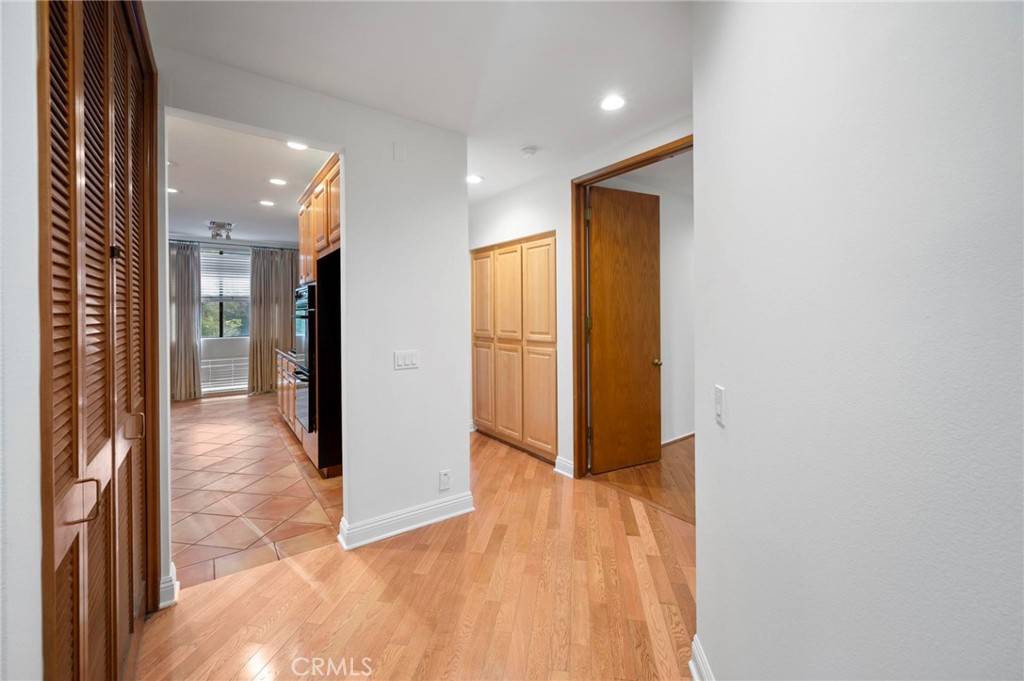 MLS #SR25265718 image #5