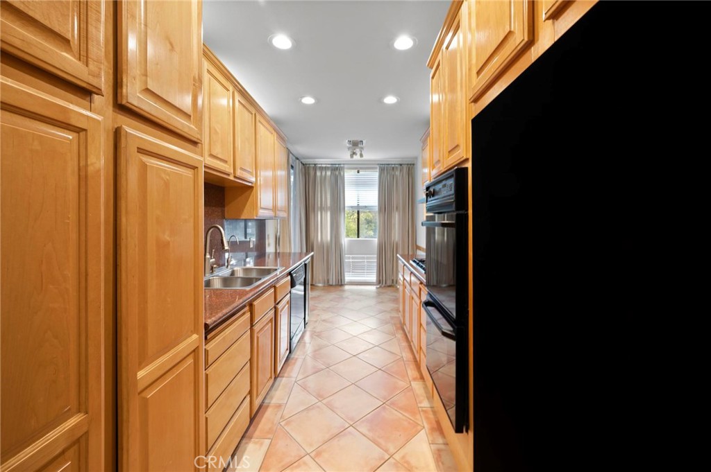 MLS #SR25265718 image #7