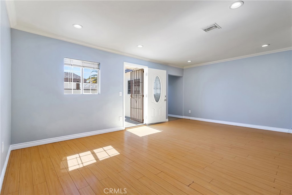 MLS #SR25265747 image #3