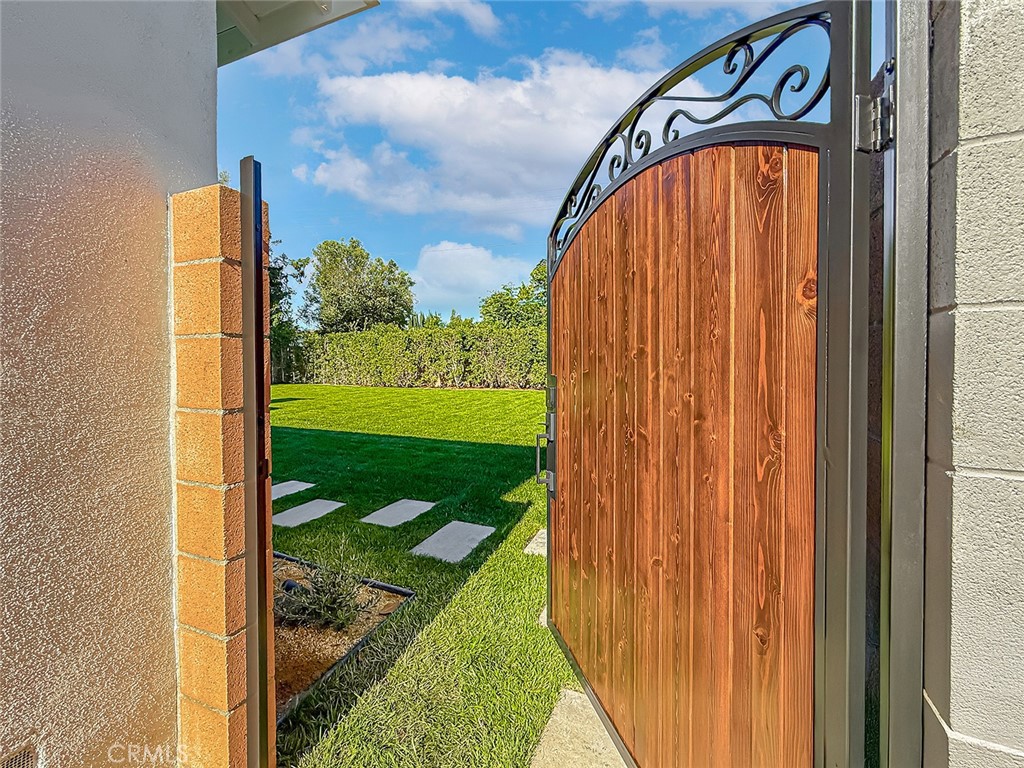 MLS #SR25265789 image #12