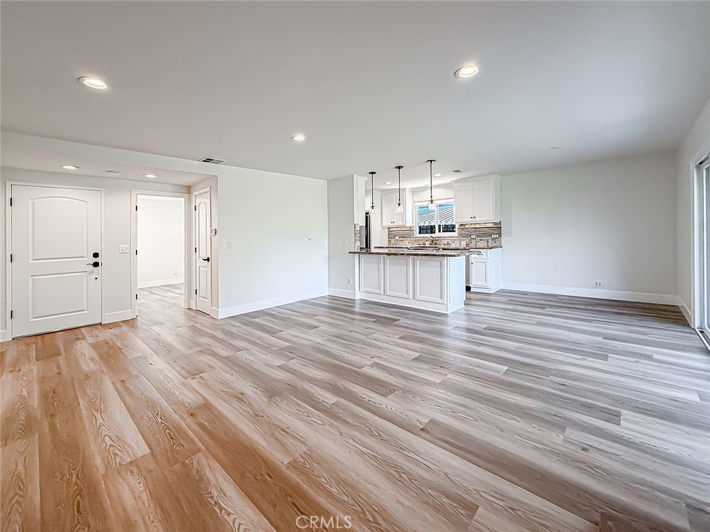 MLS #SR25265789 image #2