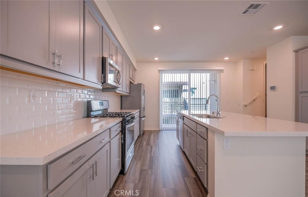 MLS #SR25265802 image #5