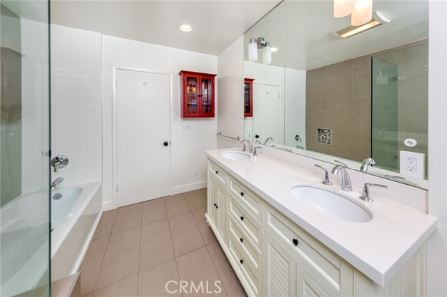 MLS #SR25266137 image #13