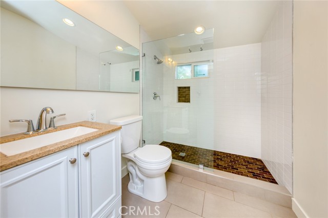 MLS #SR25266137 image #9