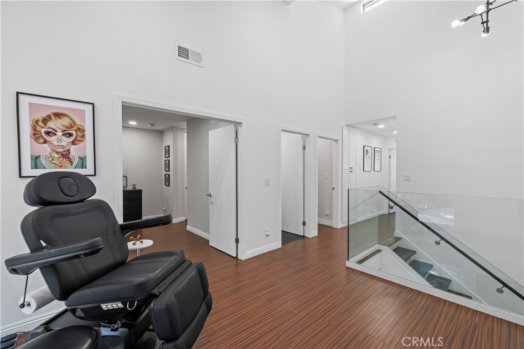 MLS #SR25266187 image #13