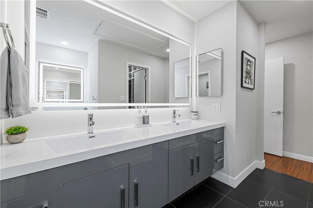 MLS #SR25266187 image #23