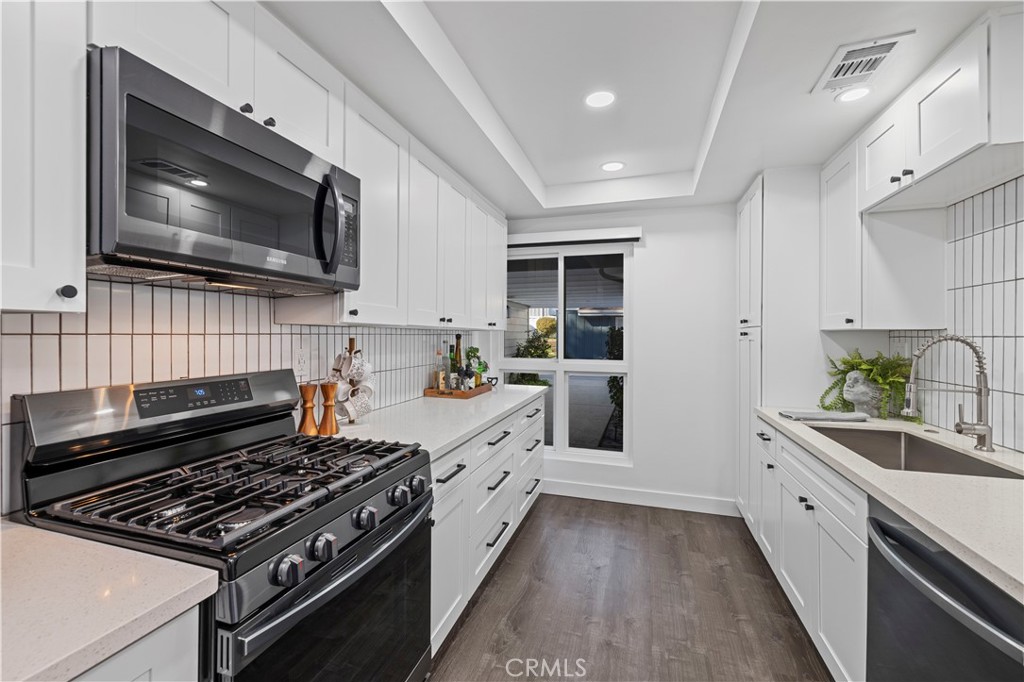 MLS #SR25266187 image #8