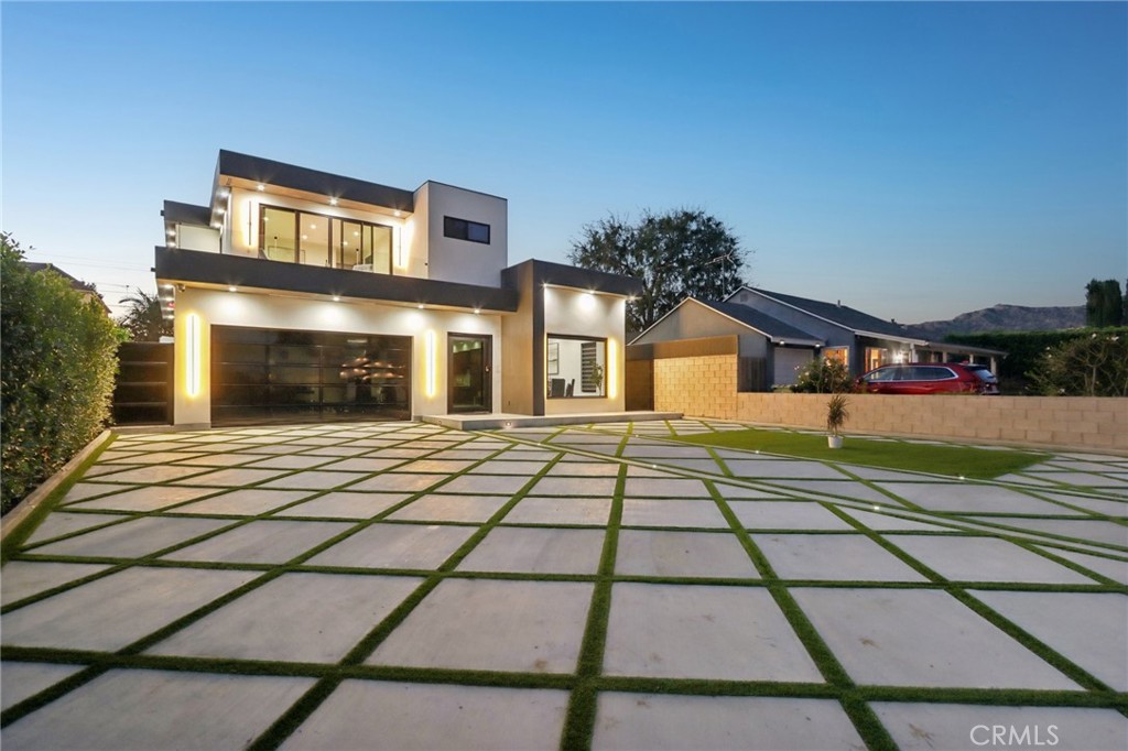 MLS #SR25266325 image #1